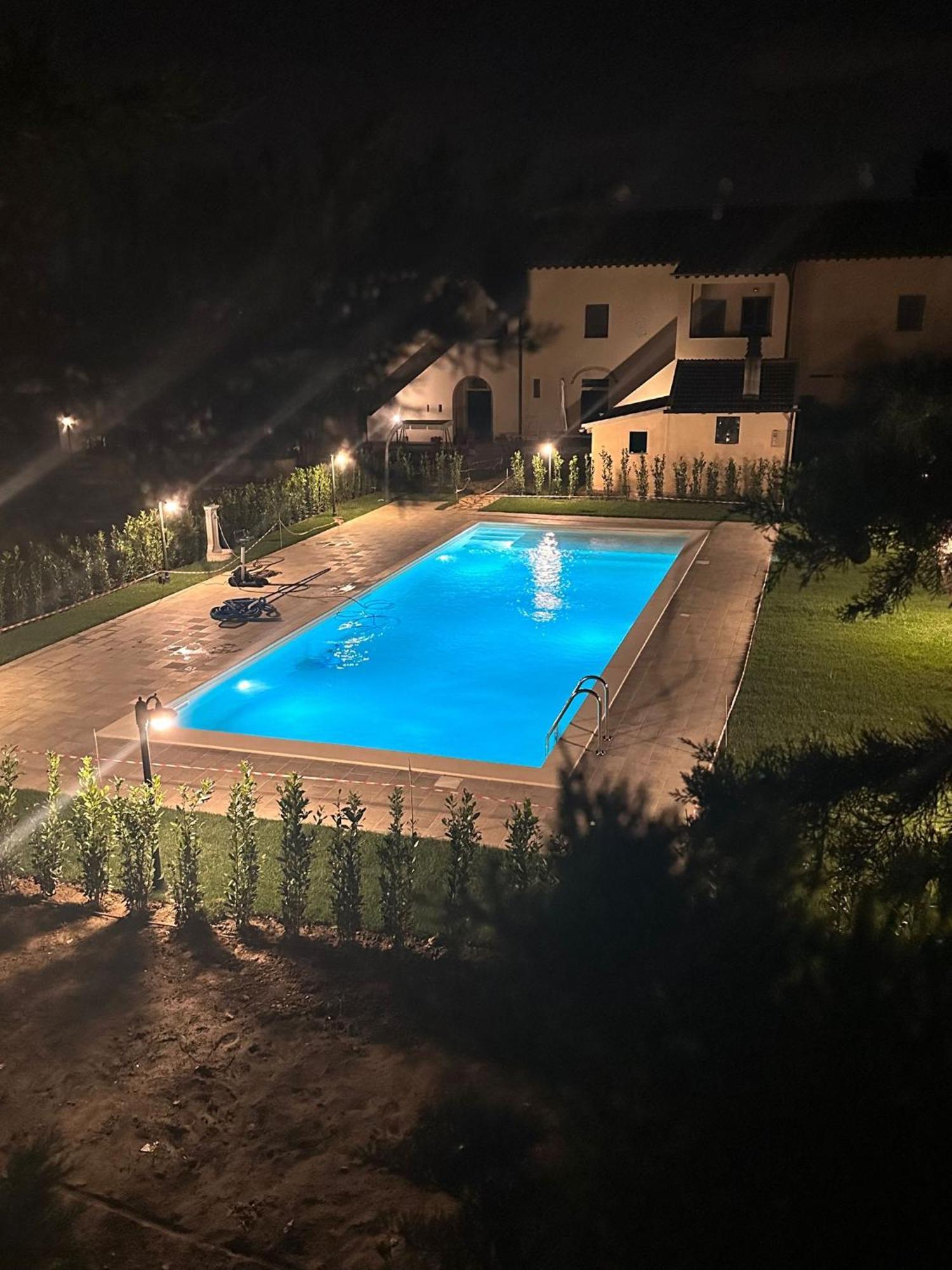 La Vecchia Cantina Guzzardi Lari ภายนอก รูปภาพ